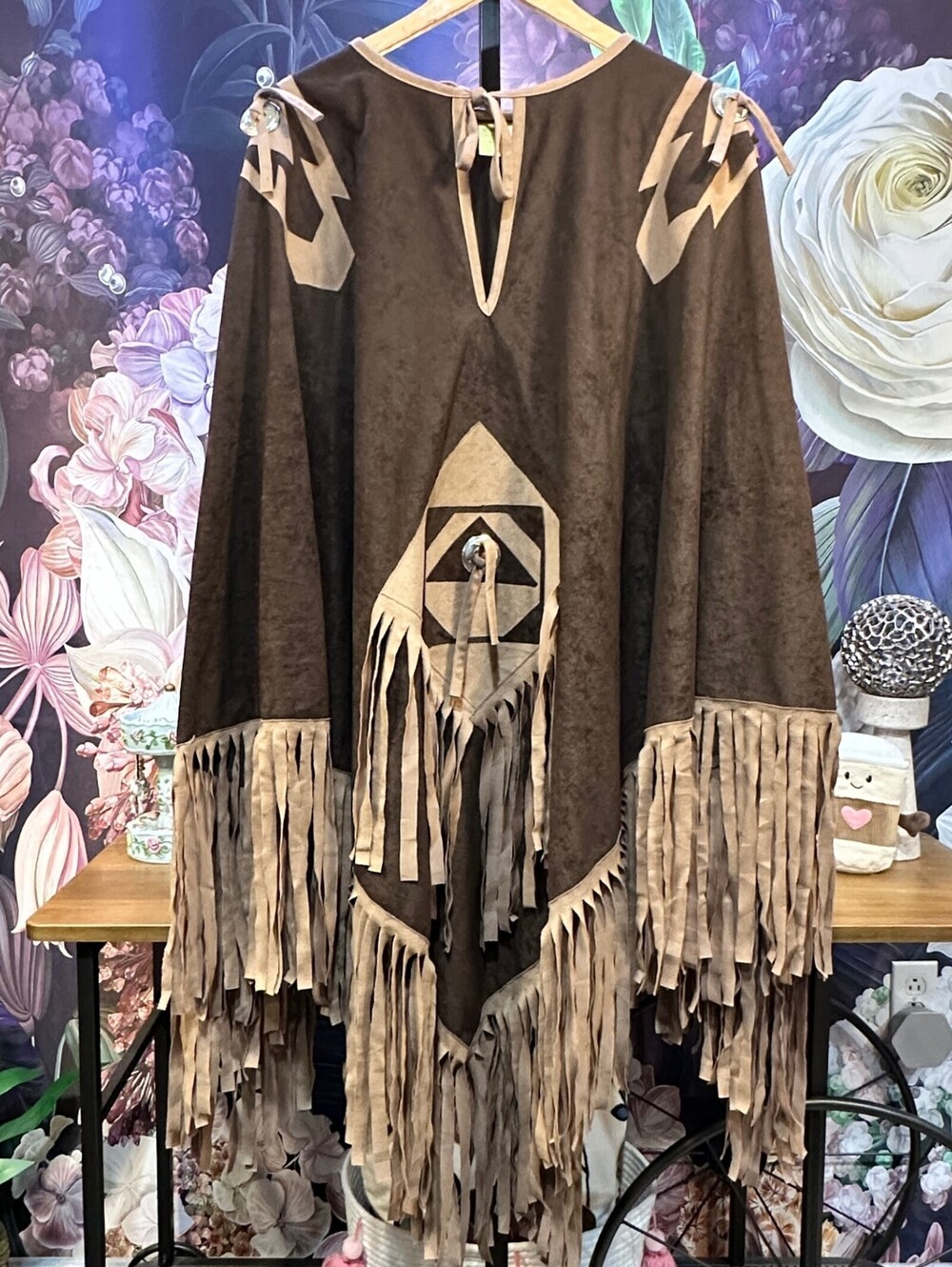 One Size Western Southwestern Boho Cowgirl Fringe Festival Poncho Cape Brown Tan